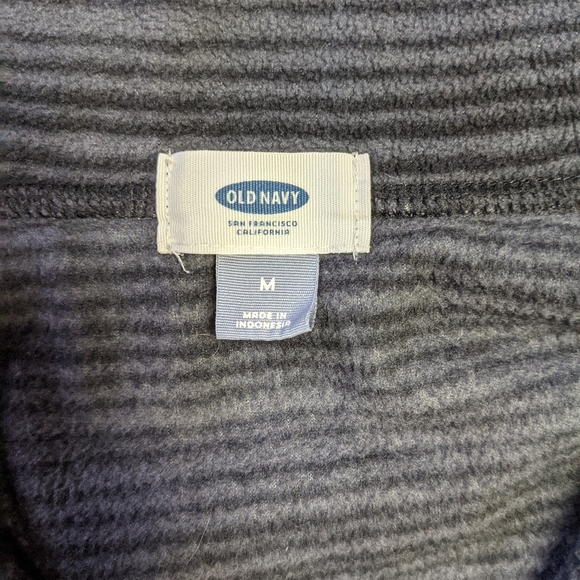 Old Navy Medium fleecy pullover jacket / sweatshirt - Picture 3 of 5